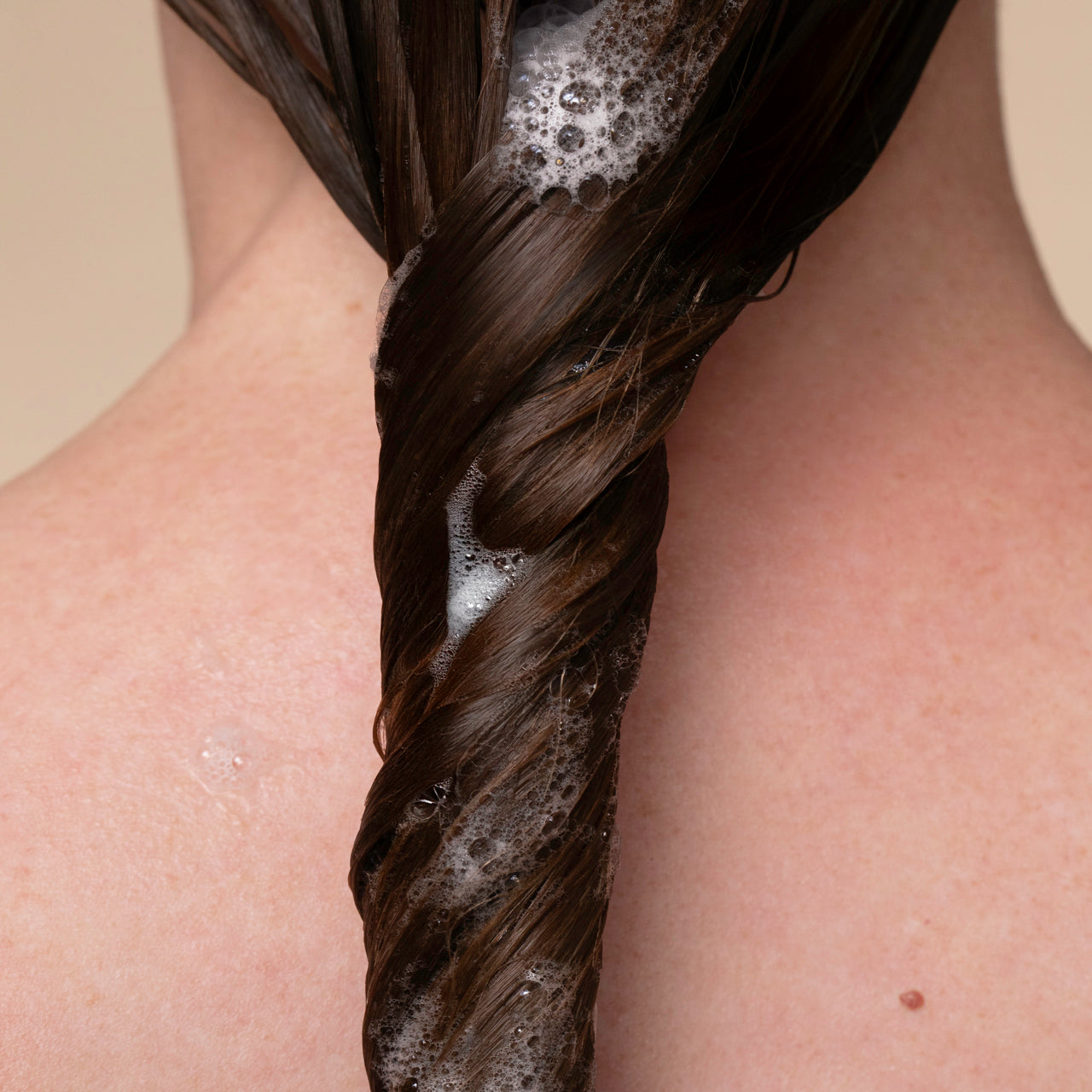 505886-505909-505923-505947-507873-505961-LiquidShampoo-Model-1280x1280px.jpg